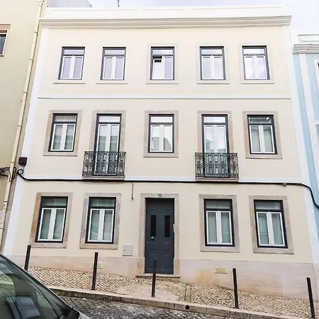Belem Elegant By Homing Apartment